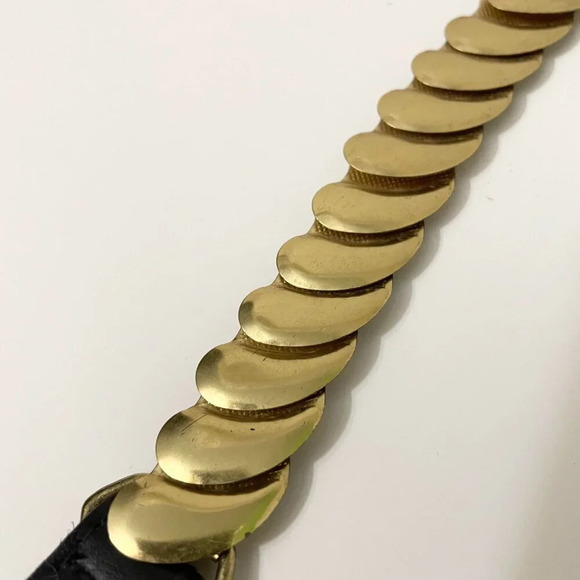 Vintage Gold Circle Scale Metal Stretch Belt 80s Style Retro - Picture 16 of 16